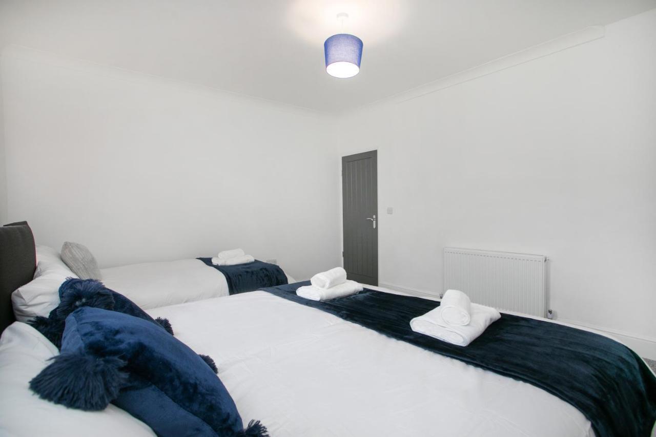 Cudworth House, Barnsley For Contractors & Families, Free Parking, High Speed Wifi Etc Villa Exterior photo